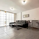 Apartmento Parque Royale I * Адехе
