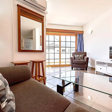 Διαμέρισμα Apartmento Parque Royale I *